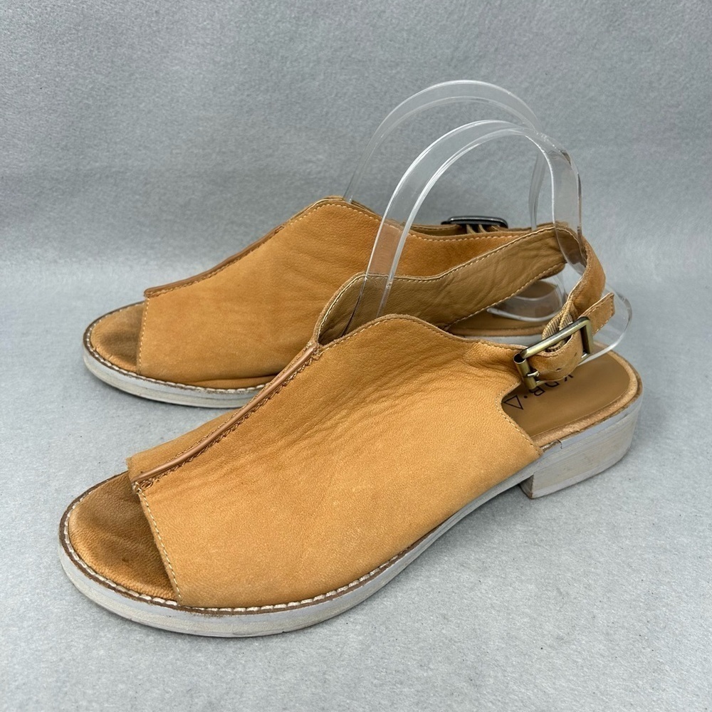 Kelsi Dagger Brooklyn Therese Tan Leather Slingbacks, Women’s Size 8.5